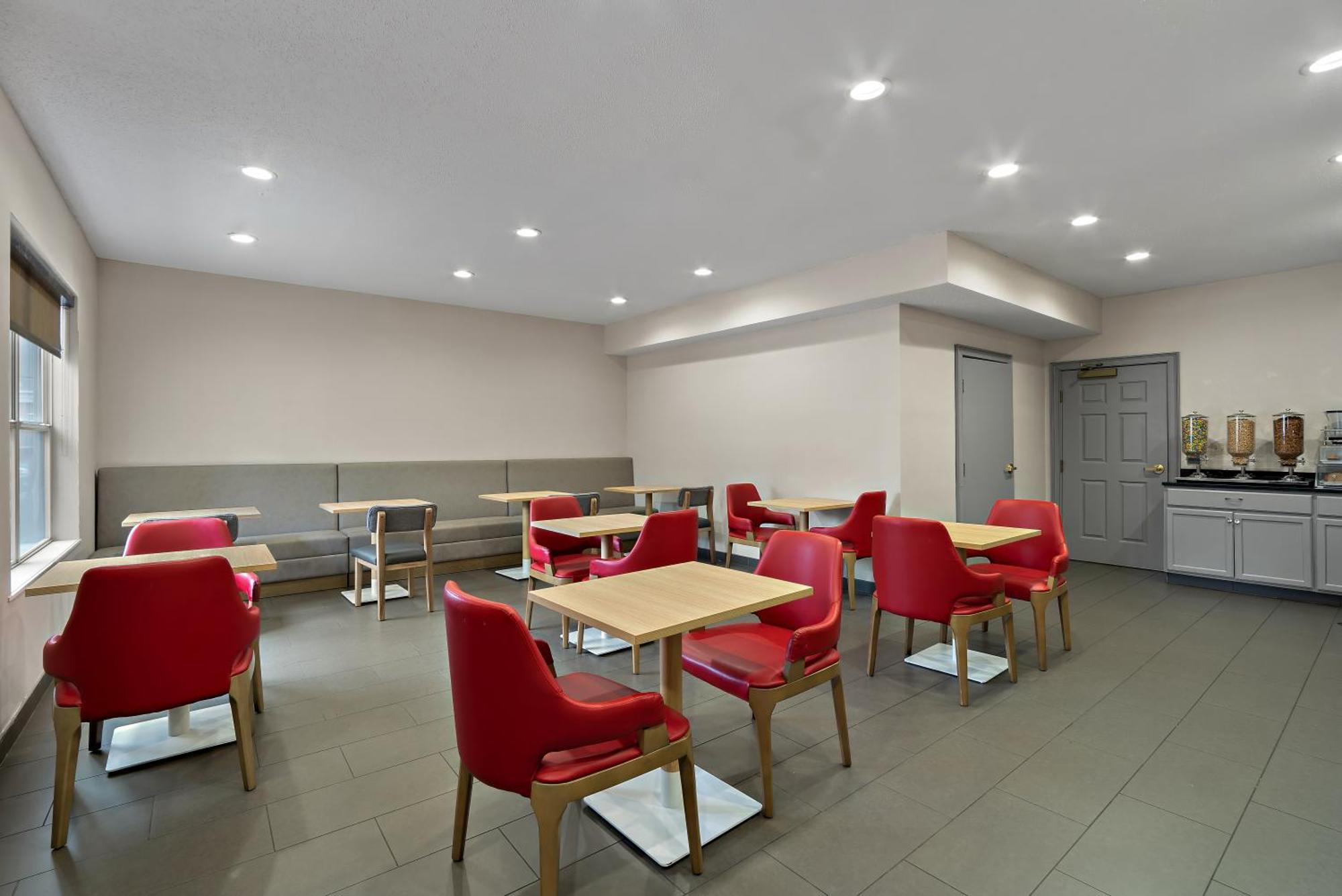 Comfort Inn & Suites Santee I-95 מראה חיצוני תמונה