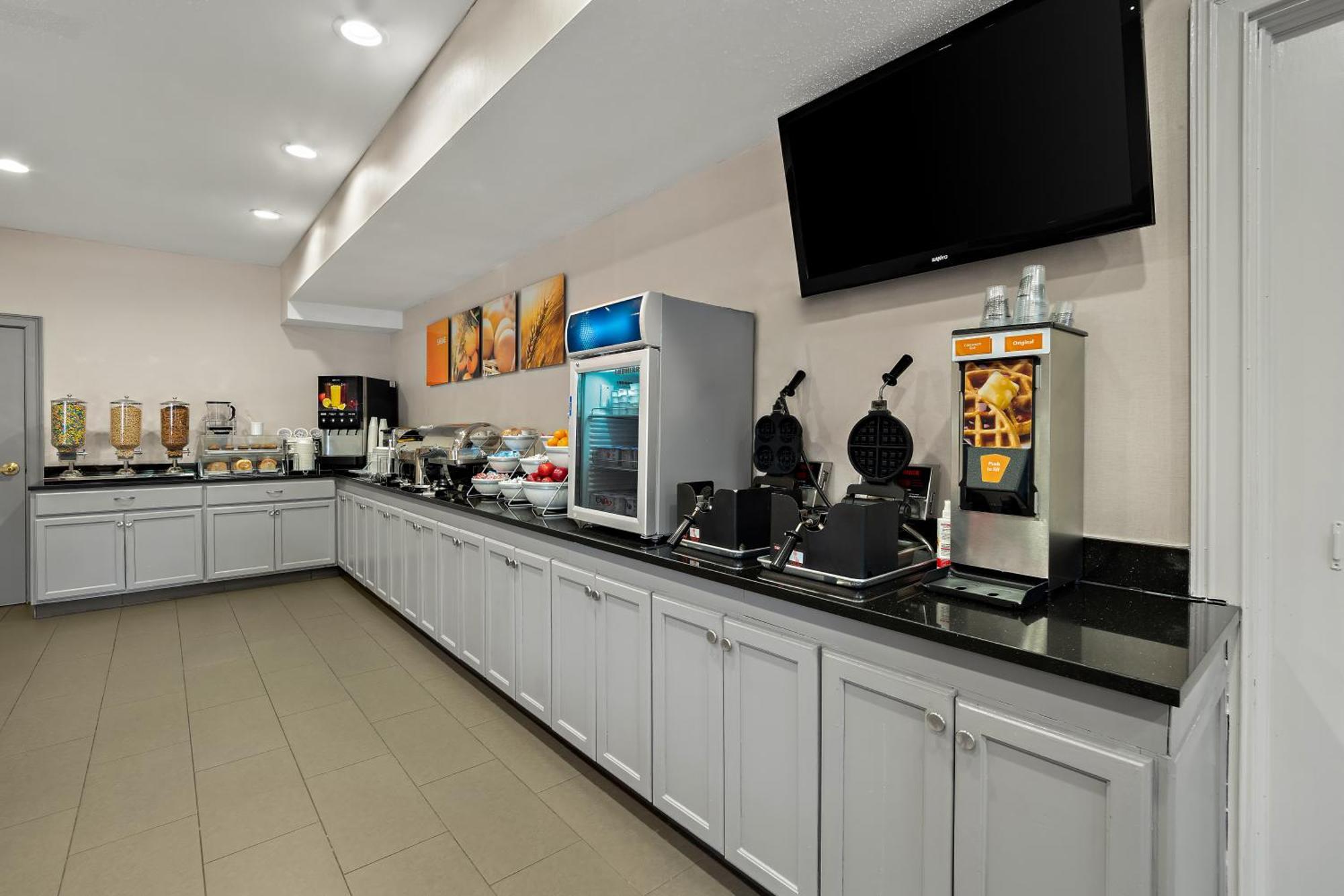 Comfort Inn & Suites Santee I-95 מראה חיצוני תמונה