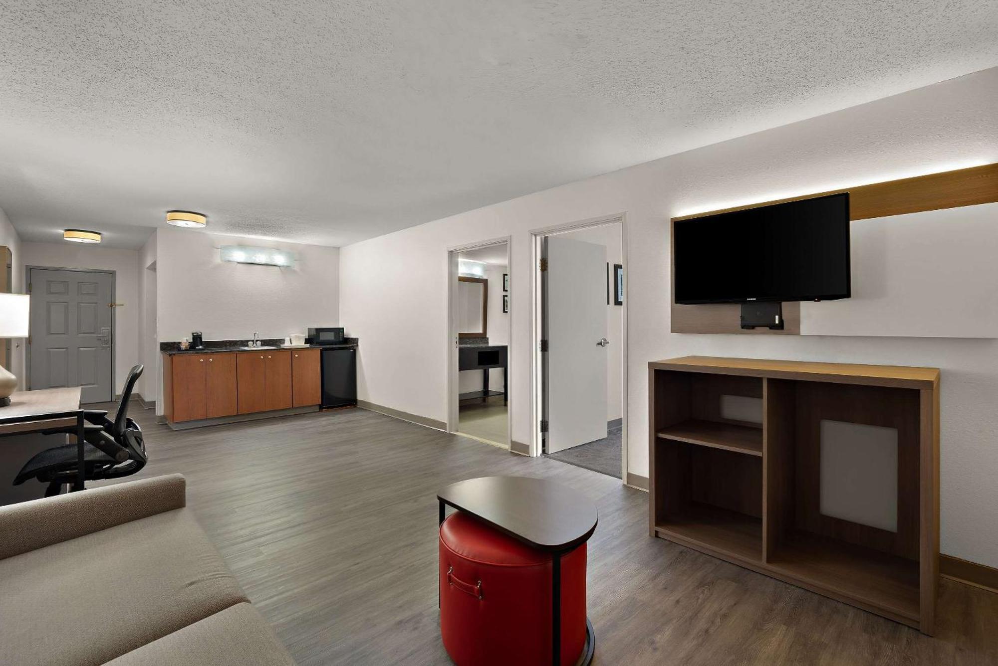 Comfort Inn & Suites Santee I-95 מראה חיצוני תמונה