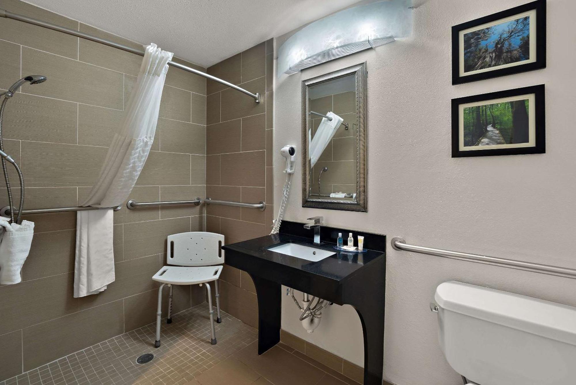 Comfort Inn & Suites Santee I-95 מראה חיצוני תמונה