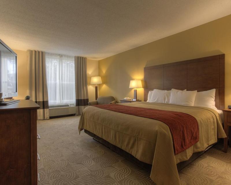 Comfort Inn & Suites Santee I-95 מראה חיצוני תמונה