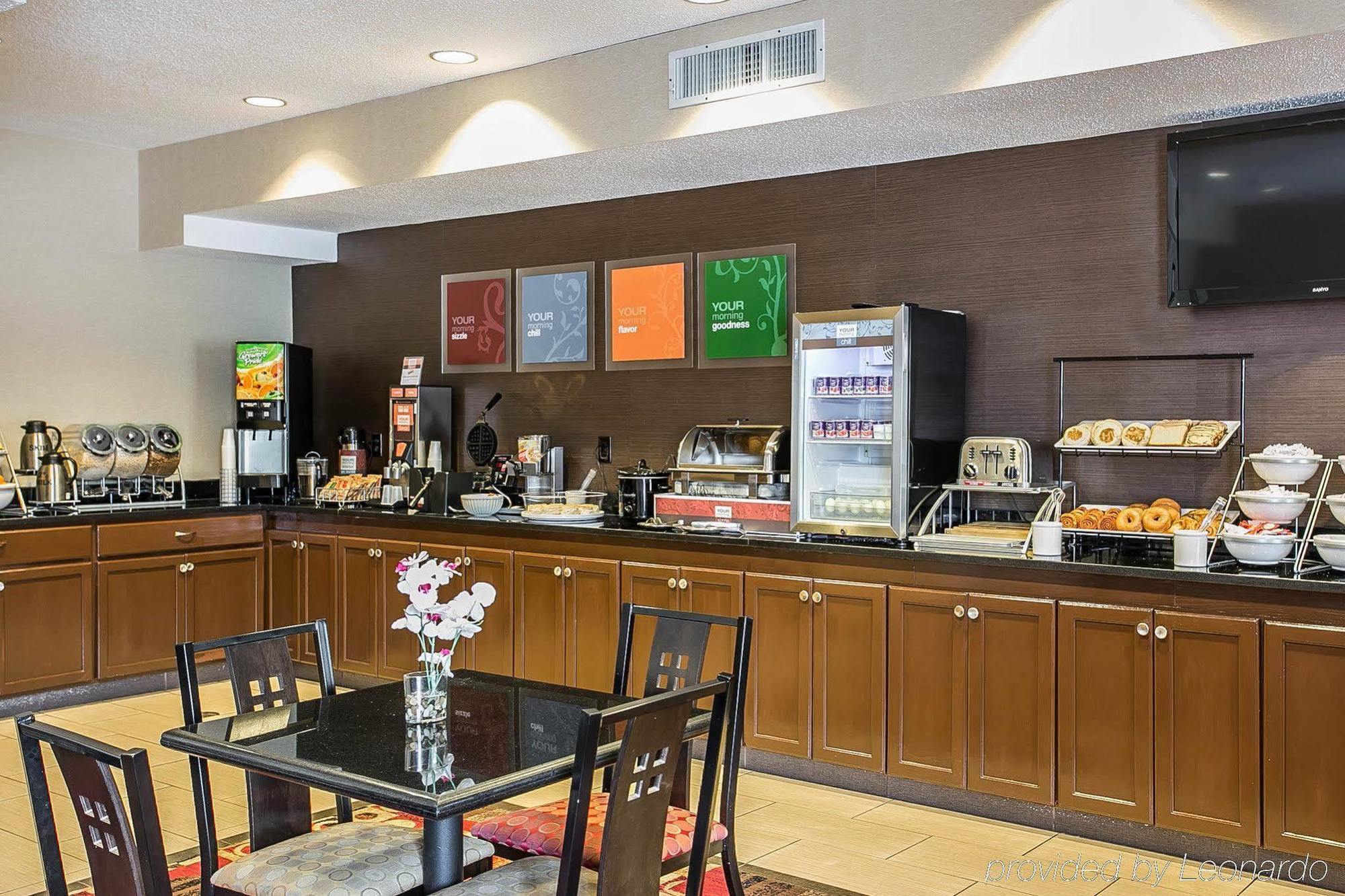 Comfort Inn & Suites Santee I-95 מראה חיצוני תמונה